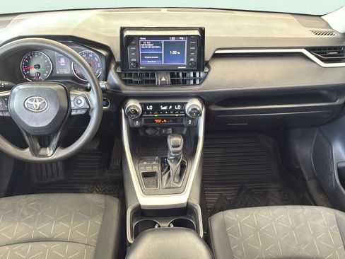 Used 2021 Toyota RAV4 XLE FWD image 26
