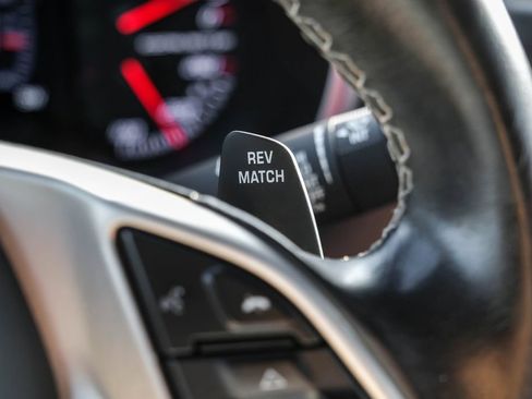 Used 2016 Chevrolet Corvette Stingray Coupe RWD image 16