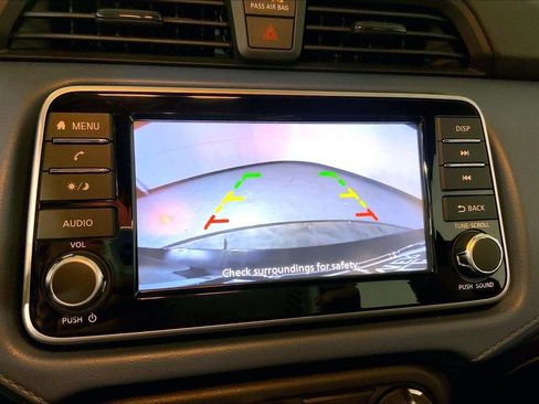 Used 2025 Nissan Versa SV w/ Trunk Package FWD image 21