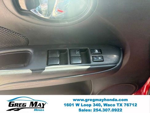 Used 2017 Nissan Versa SV FWD image 10