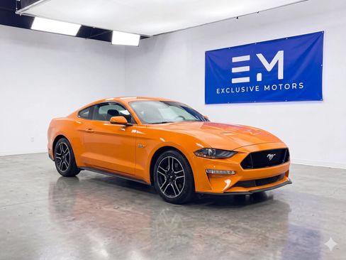 Used 2021 Ford Mustang GT RWD image 1
