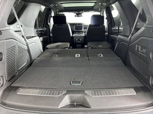 Used 2023 GMC Yukon Denali AWD/4WD image 27