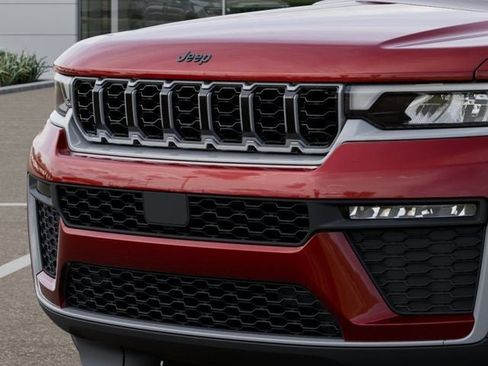New 2026 Jeep Grand Cherokee Limited image 11