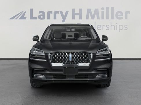 Used 2020 Lincoln Aviator Grand Touring w/ Equipment Group 302A image 4