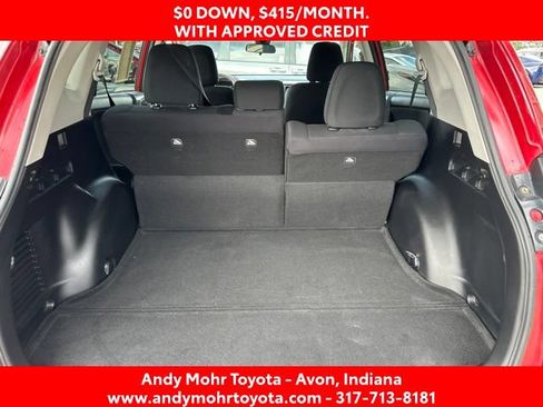 Used 2017 Toyota RAV4 LE FWD image 31