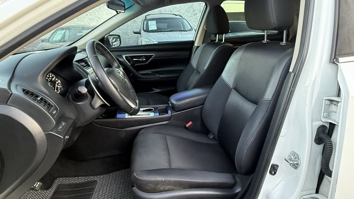 Used 2018 Nissan Altima 2.5 SR FWD image 27