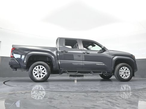 Used 2024 Toyota Tacoma SR5 RWD image 60