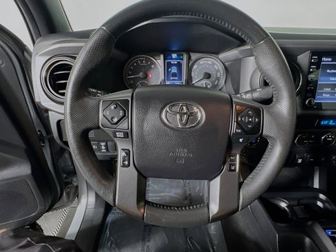 Used 2021 Toyota Tacoma TRD Off-Road RWD image 18