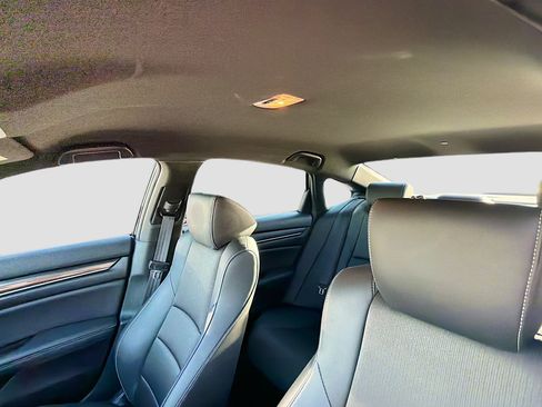 Used 2022 Honda Accord Sport image 24