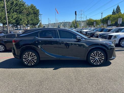 Used 2023 Lexus RX 350 Premium Plus w/ Cold Area Package AWD/4WD image 8