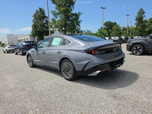 New 2026 Hyundai Sonata Limited FWD image 4