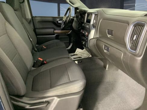 Used 2021 Chevrolet Silverado 1500 LT w/ Z71 Off-Road Package AWD/4WD image 16