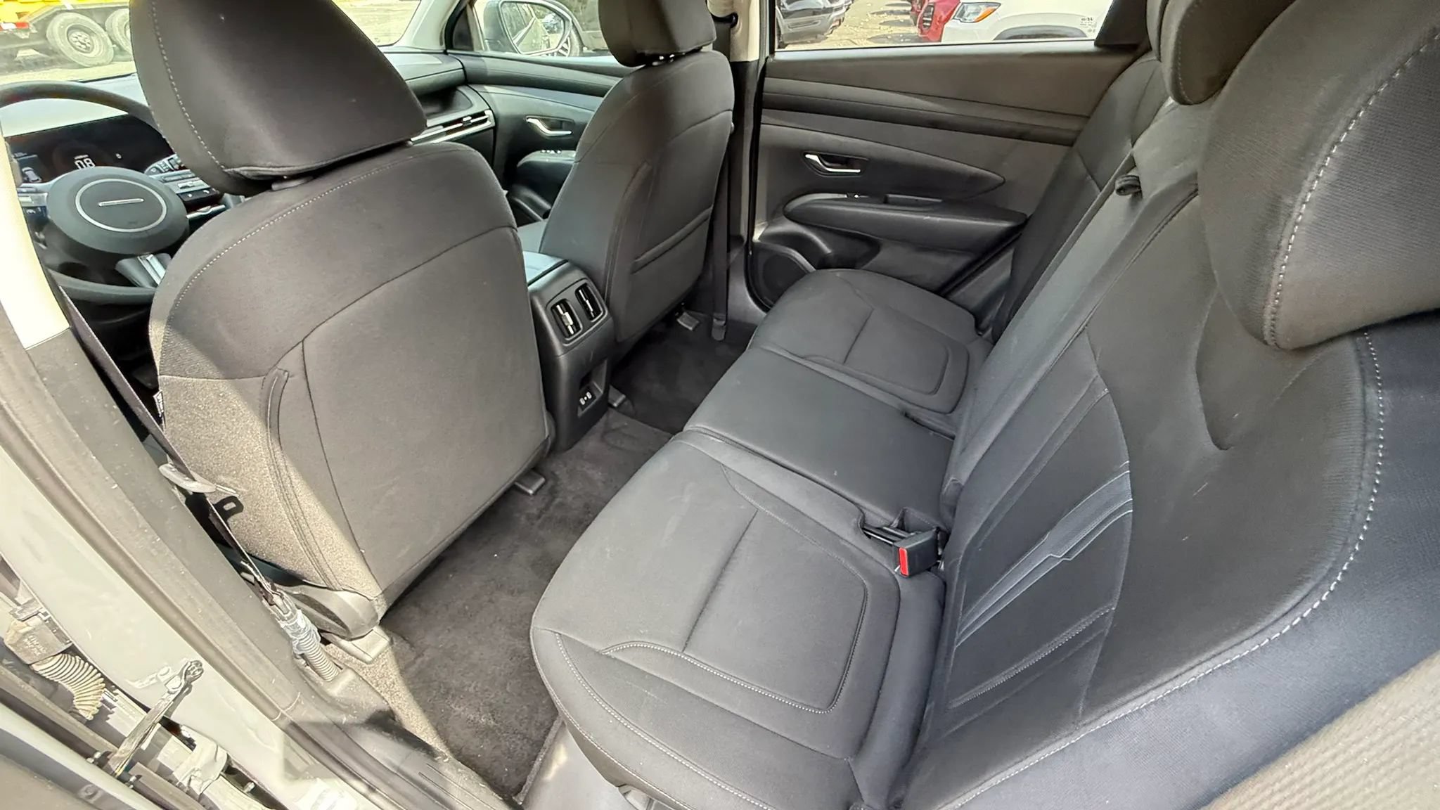 Used 2025 Hyundai Tucson SEL FWD image 31