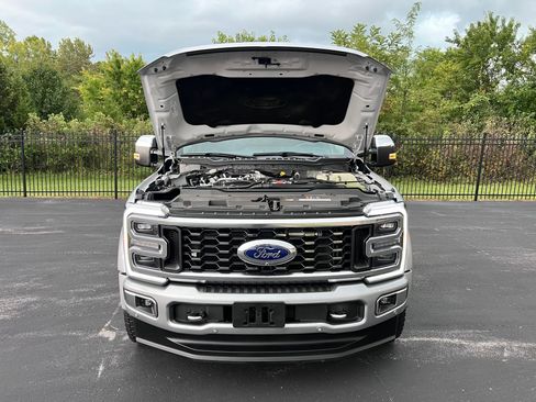 Used 2024 Ford F450 Limited w/ FX4 Off-Road Package image 7