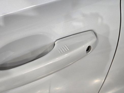 New 2025 Lincoln Corsair Reserve w/ Jet Appearance Package image 15