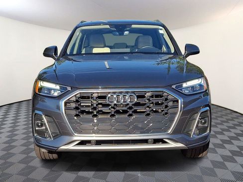 Used 2024 Audi Q5 e Premium Plus w/ Premium Plus Package AWD/4WD image 2