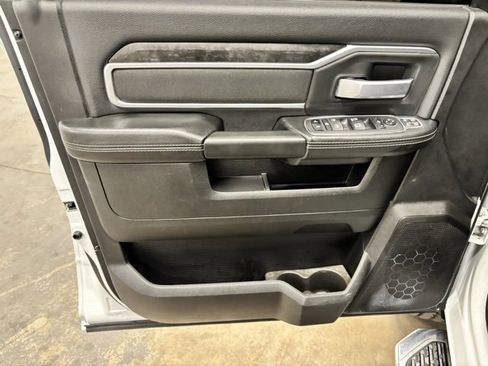 Used 2024 RAM 2500 Big Horn image 17