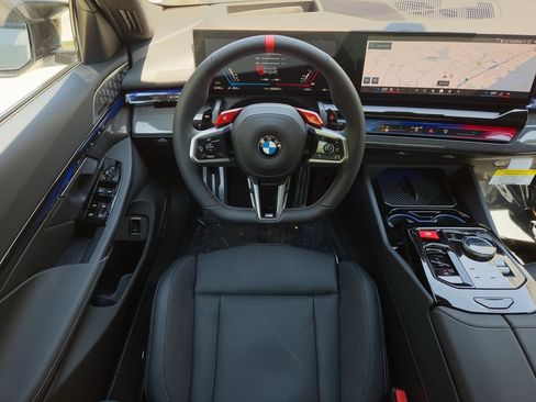 New 2026 BMW M5 w/ Executive Package image 18