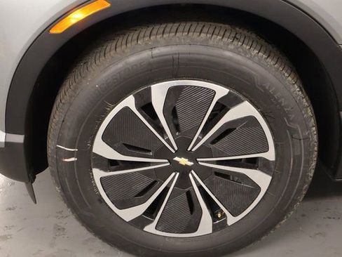 New 2026 Chevrolet Blazer EV LT image 7