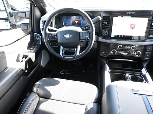 New 2026 Ford F250 Platinum AWD/4WD image 32