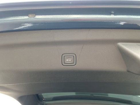 New 2026 Chevrolet Tahoe High Country w/ Sun And Tow Package image 32