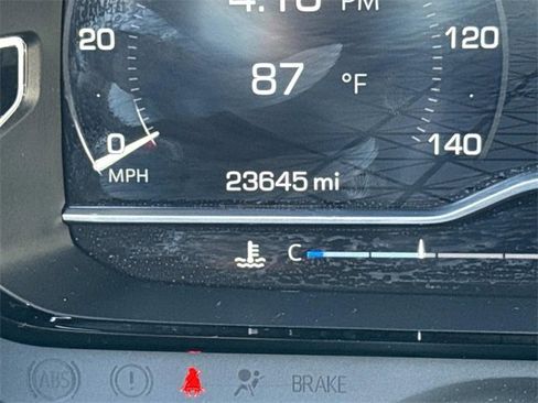 Used 2023 GMC Yukon Denali Ultimate image 34