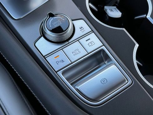 Used 2025 Genesis G70 3.3T Advanced w/ Sport Prestige Package image 36