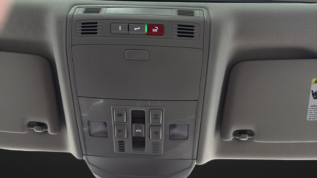 Used 2024 Volkswagen Jetta SE FWD image 31