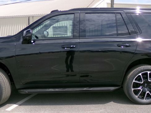 New 2026 Chevrolet Tahoe RST image 4