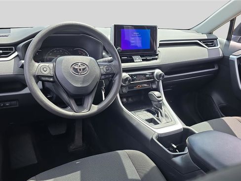 Used 2024 Toyota RAV4 LE AWD/4WD image 17