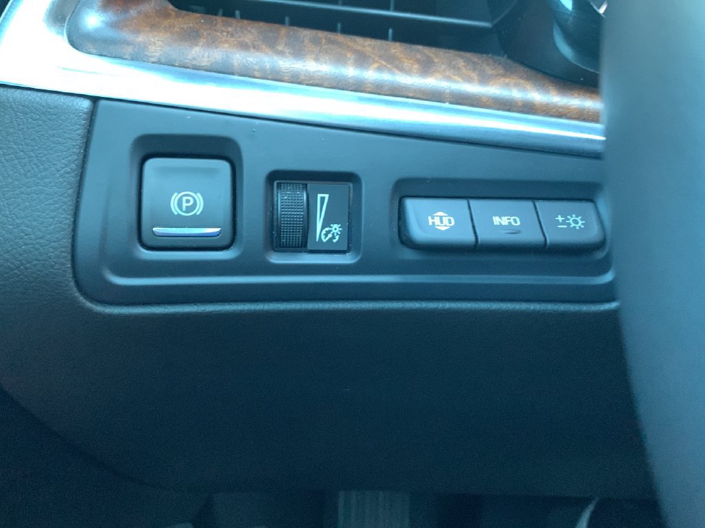 Used 2024 Cadillac XT5 Premium Luxury w/ Technology Package FWD image 29
