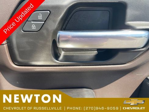 Used 2020 GMC Sierra 3500 Denali AWD/4WD image 26