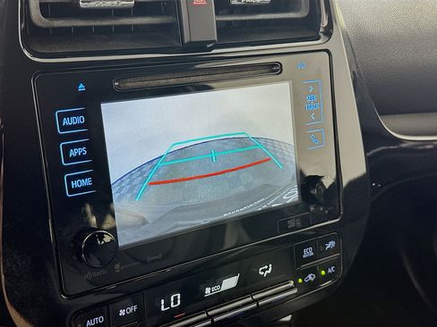 Used 2017 Toyota Prius Four image 22