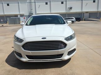 Used 2016 Ford Fusion SE FWD video 2
