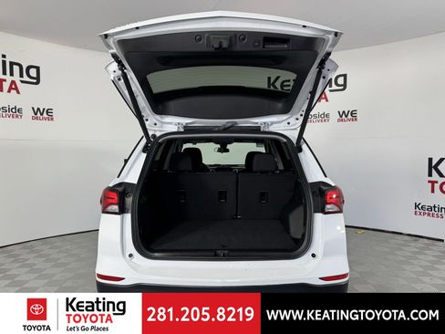 Used 2024 Chevrolet Equinox LT image 16