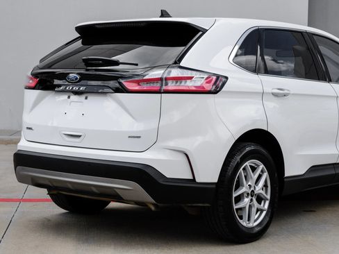 Used 2024 Ford Edge SEL AWD/4WD image 7
