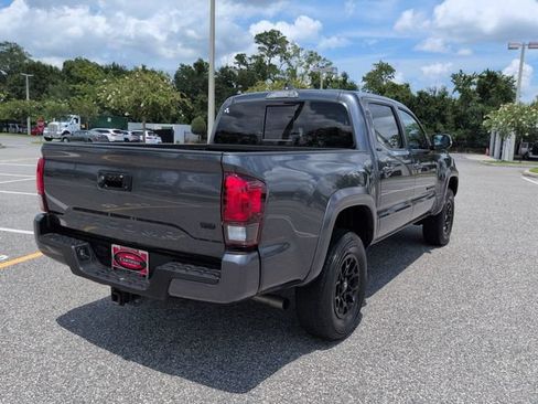 Certified 2022 Toyota Tacoma SR5 w/ Technology Package RWD image 4