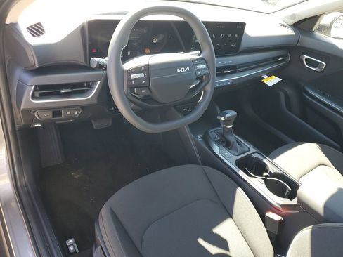 New 2026 Kia K4 LXS image 6