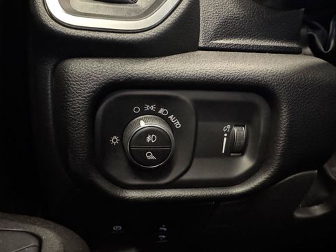 New 2026 RAM 1500 Big Horn AWD/4WD image 13