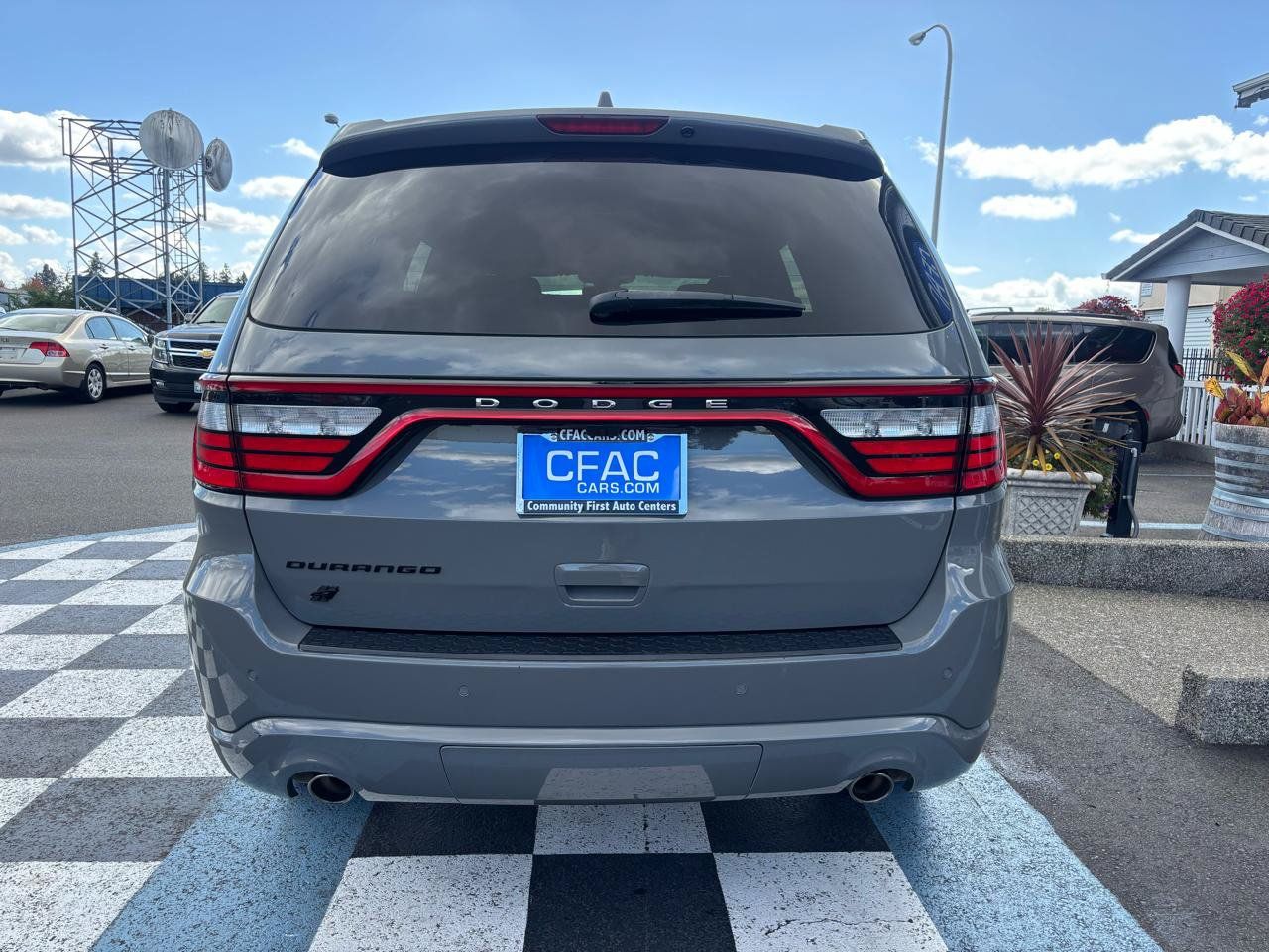 Used 2020 Dodge Durango SXT AWD/4WD image 4