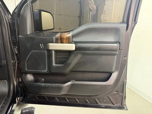 Used 2015 Ford F150 Lariat w/ Equipment Group 502A Luxury image 25