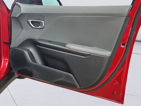 Used 2025 Kia K4 FWD image 23