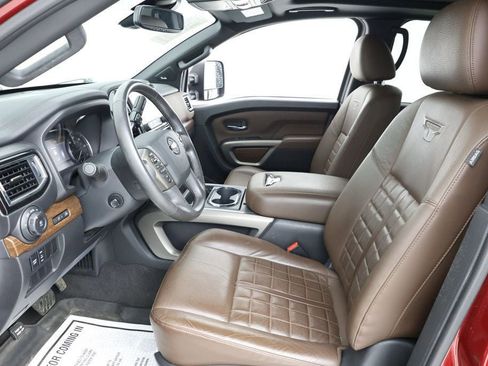 Used 2022 Nissan Titan Platinum Reserve w/ Moonroof Package image 20