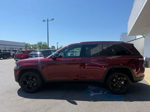 New 2026 Jeep Grand Cherokee Limited AWD/4WD image 26