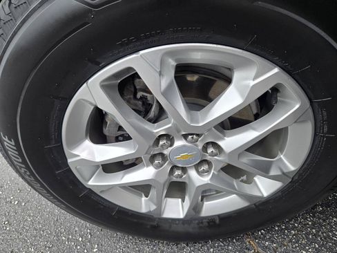 Used 2021 Chevrolet Traverse LT AWD/4WD image 34