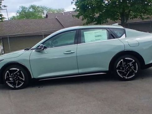 New 2026 Kia K4 GT-Line FWD image 8
