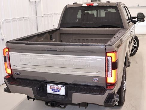 New 2026 Ford F350 Platinum w/ Platinum Plus Package image 41