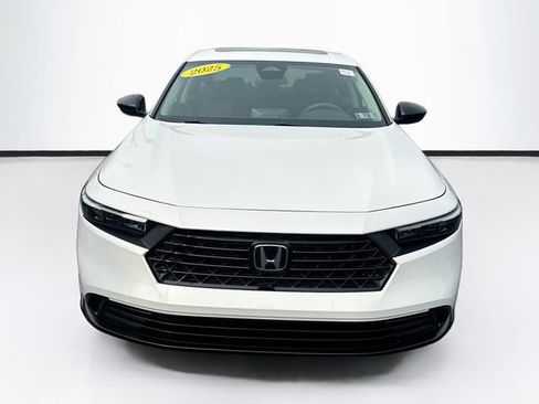 Certified 2025 Honda Accord SE image 2