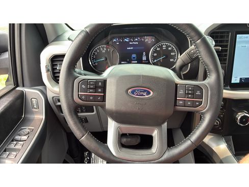 Used 2022 Ford F150 XLT w/ Equipment Group 302A High AWD/4WD image 27