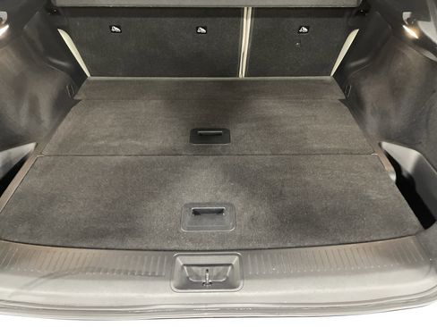 Used 2023 Nissan Ariya FWD image 12